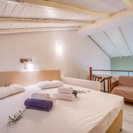 アパートホテル Corfu Club Maisonette 5 ゴウヴィア