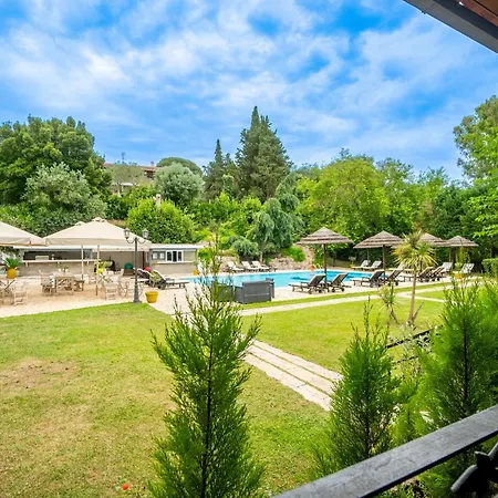 Corfu Club Maisonette 5 *